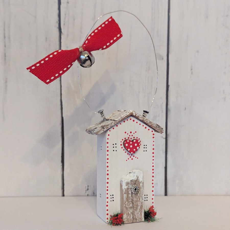 Christmas Cottage - Wooden Hanging Home Decor 