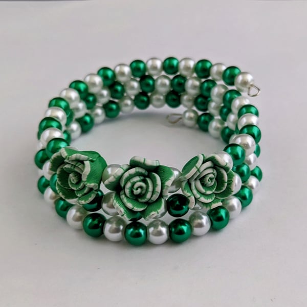 Green and white Fimo rose wrap bracelet - 2001456