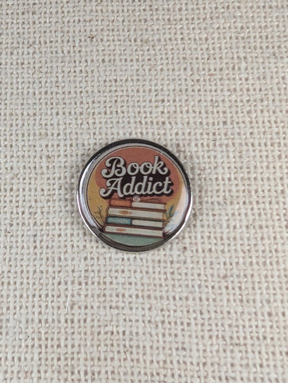 Book Addict - Book Lover Themed Badge - Large Resin Topped Pin Badge