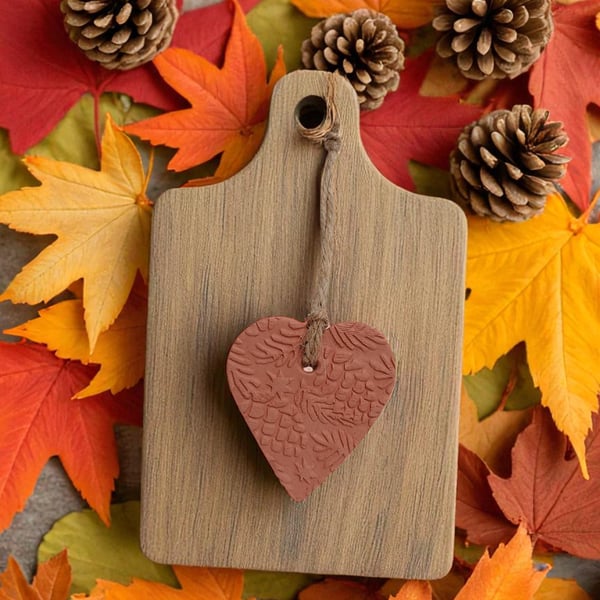 Rustic Pinecone Heart Terracotta Hanging Aromatherapy Diffuser