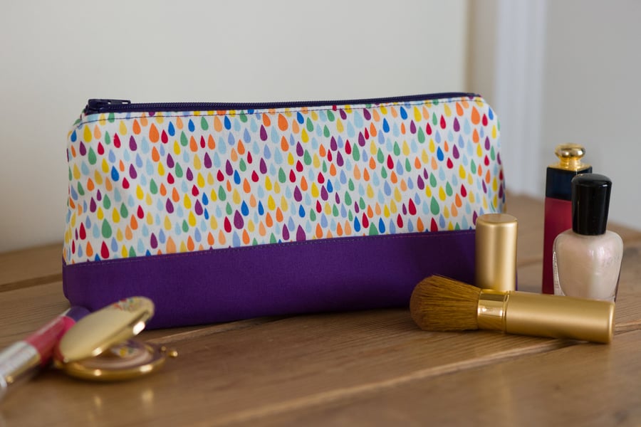 Zip pouch in Rainbow Drops - a zippered pouch in a really useful size