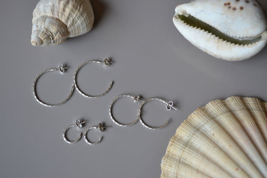 Small Silver twister hoops