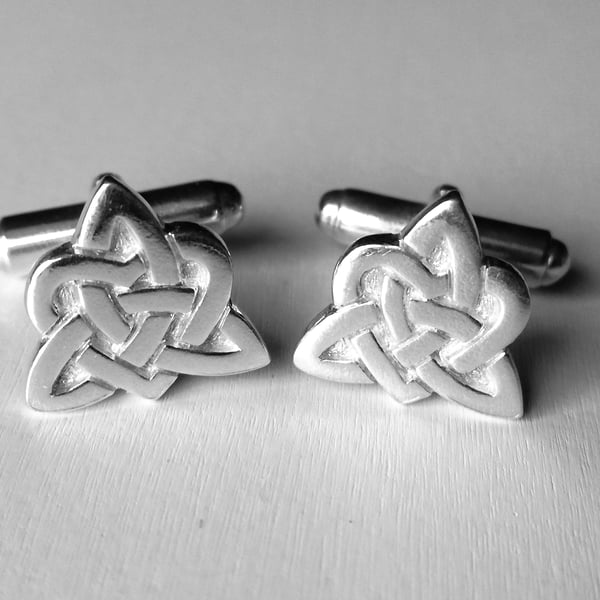 Celtic heart cufflinks