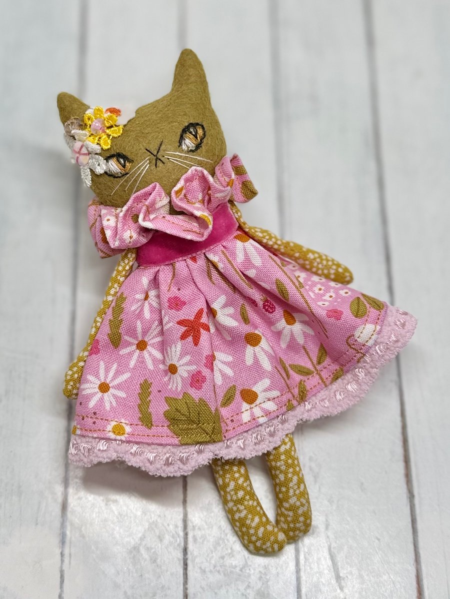 Pretty Floral Kitty Pink