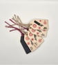 Victorian Pointing FInger Christmas wooden gift tags