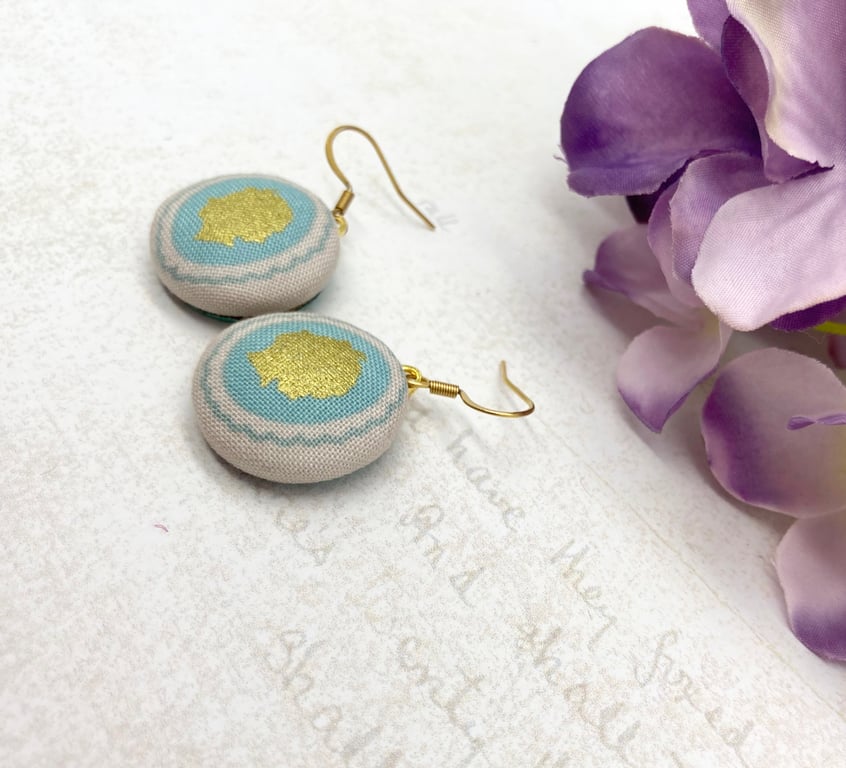 Queen cameo fabric button earrings vintage inspired gifts for her