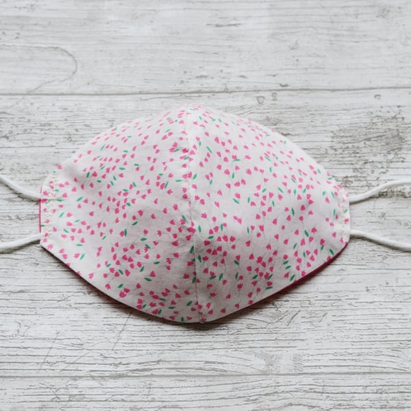  Rose & Hubble Baker Street Scattered Floral Flowers Face Mask