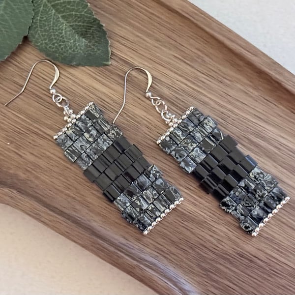 Dark green, black and silver Miyuki tile earrings - Hand woven earrings