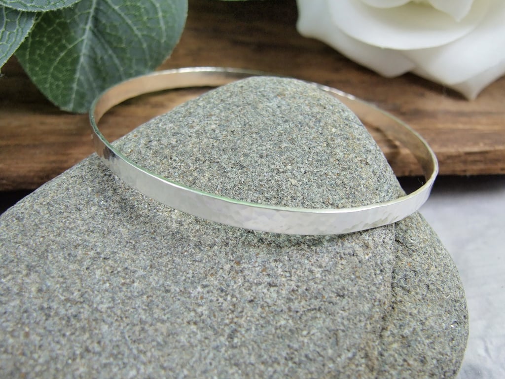 Sterling Silver Bangle Hammered Finish. Size Small 19cms