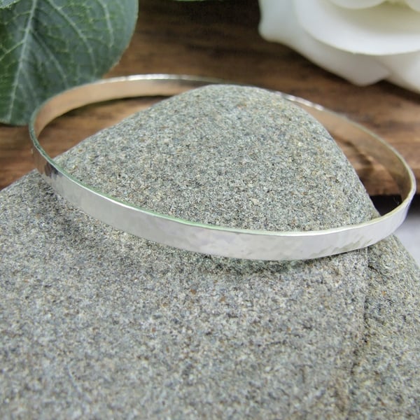 Sterling Silver Bangle Hammered Finish. Size Small 19cms