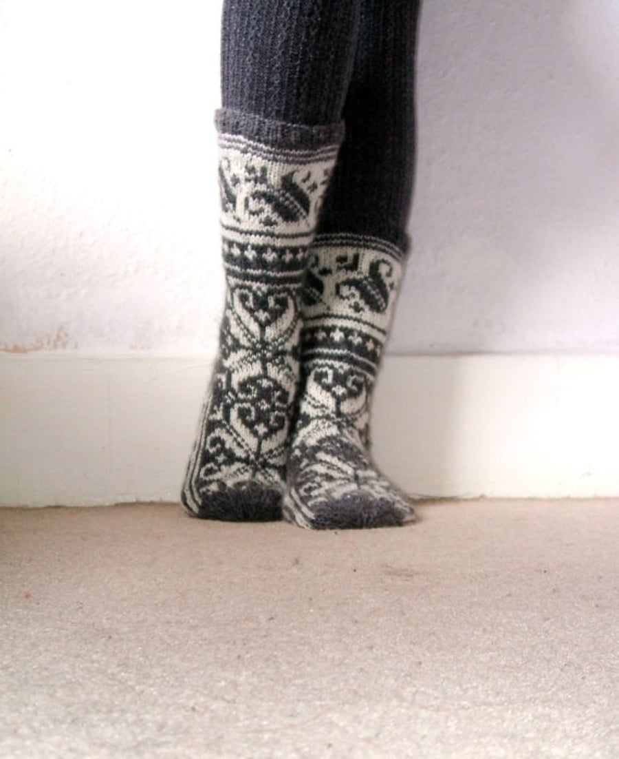 Warm grey and white wool socks handmade scandinavian norwegian