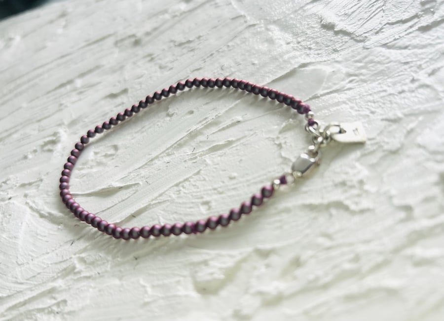 Silver Bracelet Iridescent Red Pearl