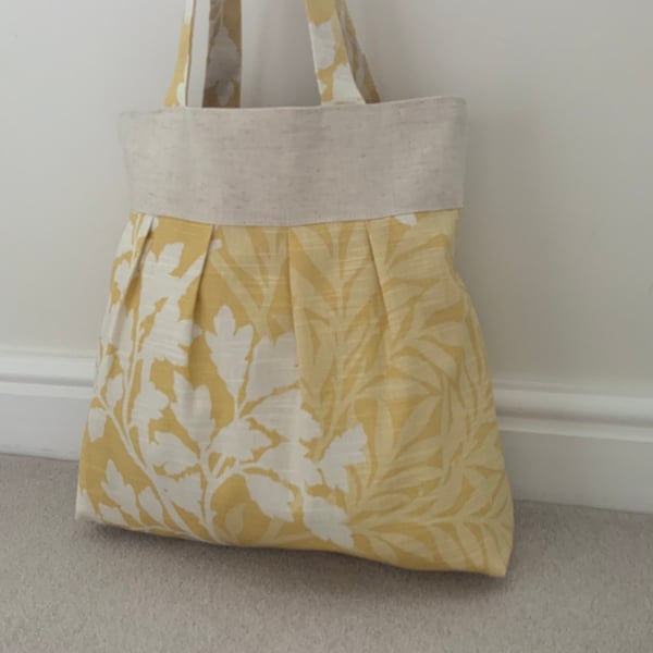 Tote Bag, Pleated Tote Bag, Linen, Hand Bag, Day Bag, Magnetic snap fastening