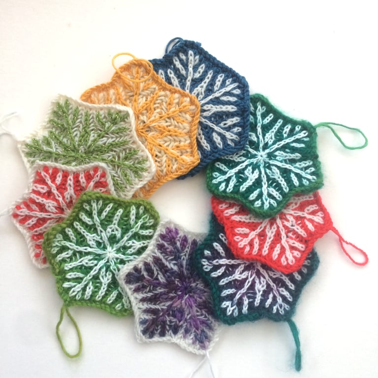Brioche Christmas Decorations knitting pattern