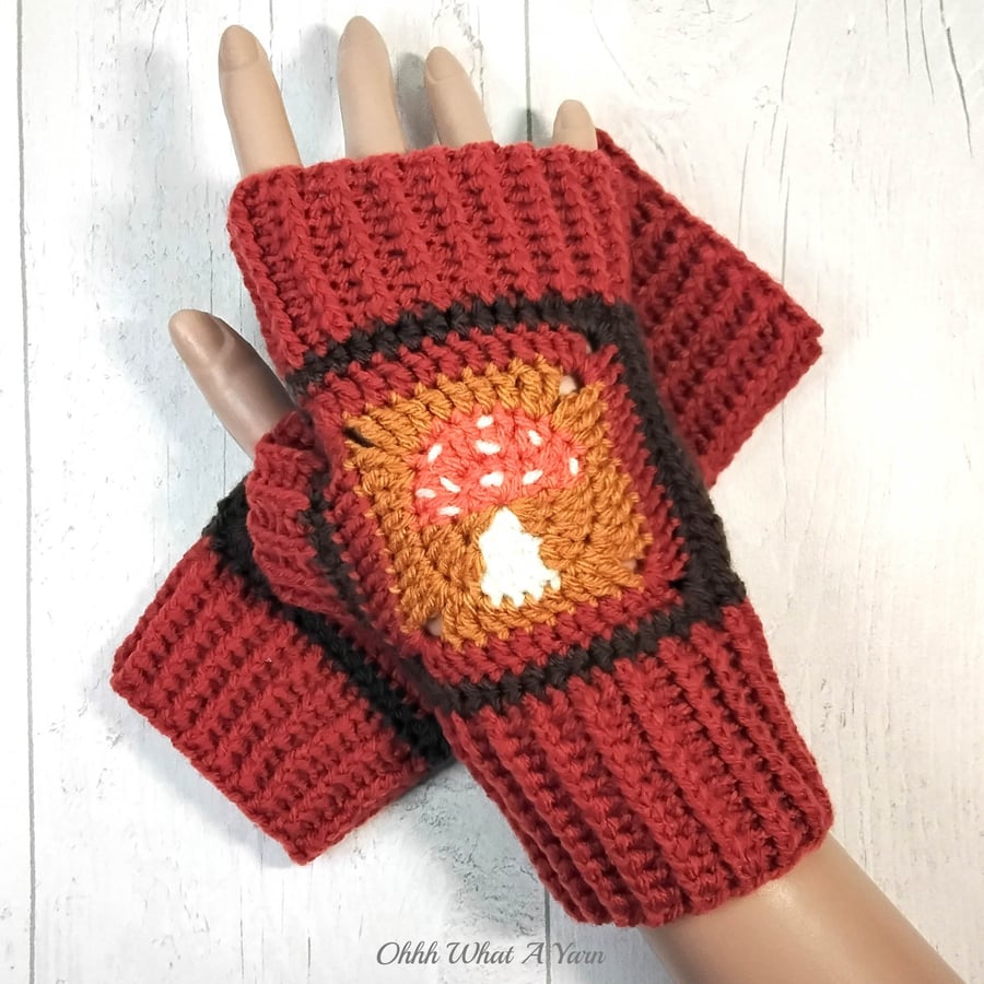Crochet gloves, copper and orange toadstool gloves mushroom fingerless gloves. 