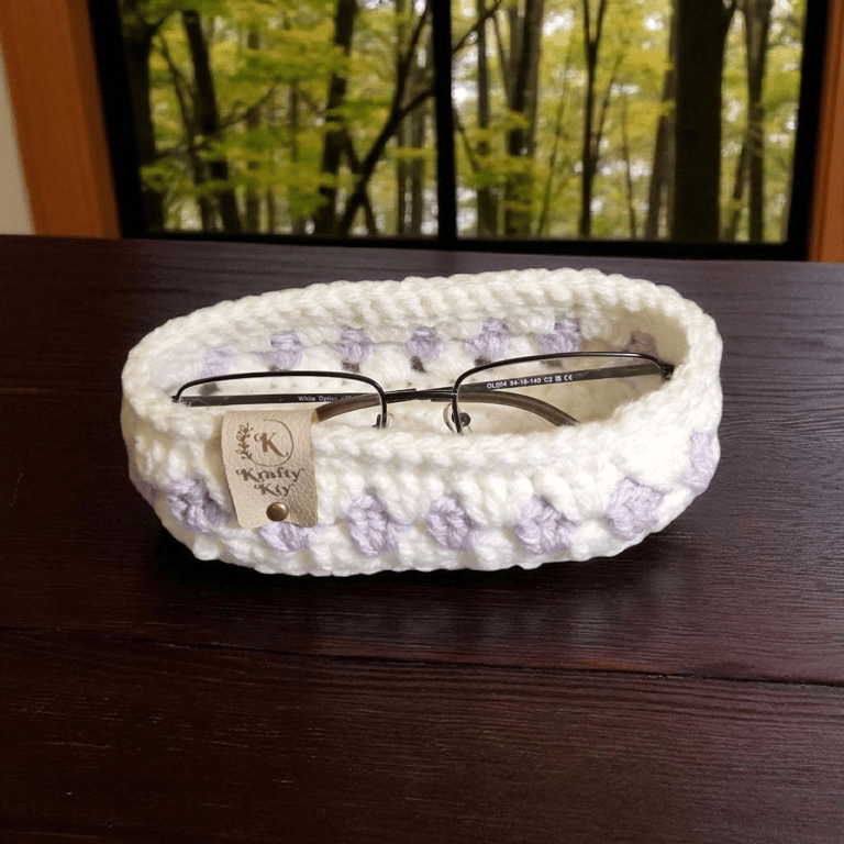 Glasses or trinket basket, hand crocheted 