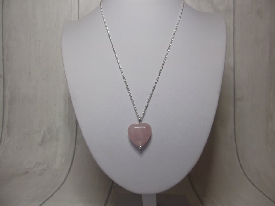 Rose quartz heart necklace