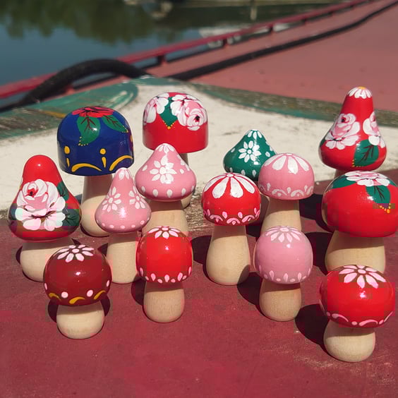 Daisy toadstool, small