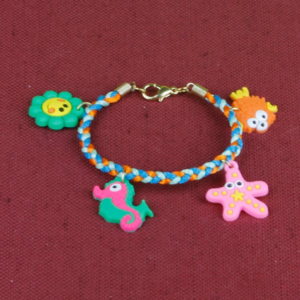 14 - CHILD CHARM BRACELET