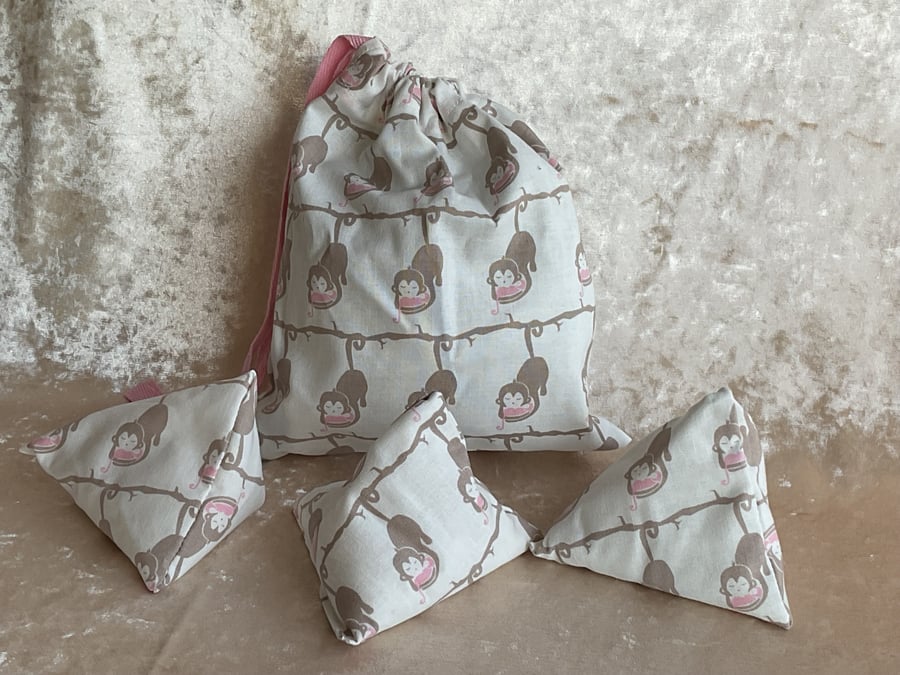 LITTLE MONKEY 3  LITTLE BEAN BAGS RICE FILLED THROWING OR JUGGLING GAME & BAG