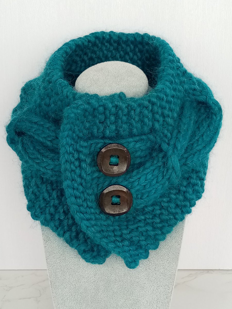 Cable Knit Neck Warmer The Chunky Collection 100% pure wool 