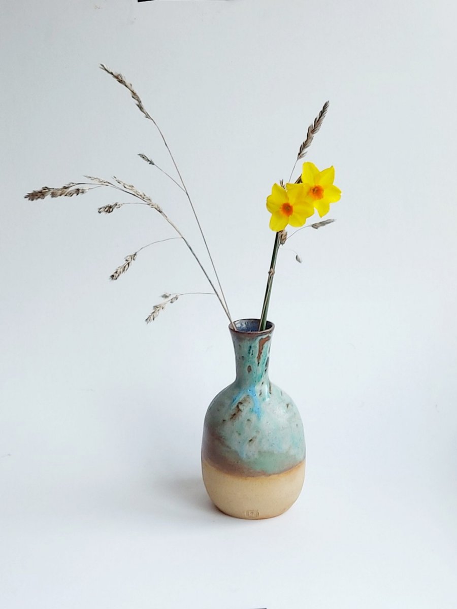 Handmade ceramic vase gardoms green  glaze