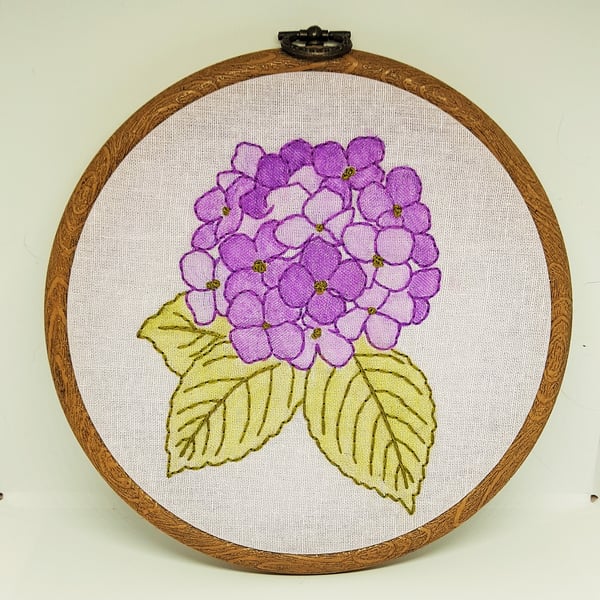 Purple Hydrangea Flower Hand Embroidery Hoop for Gardeners, Floral Wall Art Gift