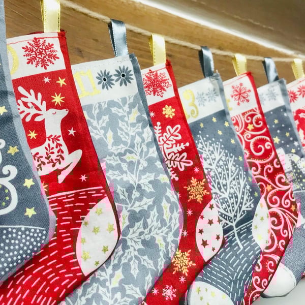 Reusable advent calendar - Stocking Garland