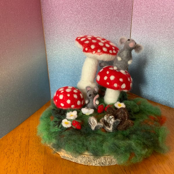 Toad Stall And Mice Forest Scene Needle felted