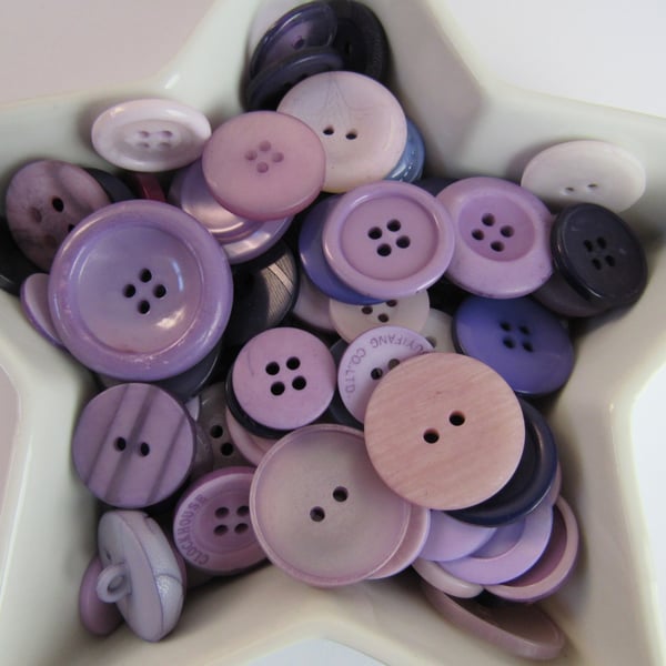 50g Mixed Purple Craft Buttons