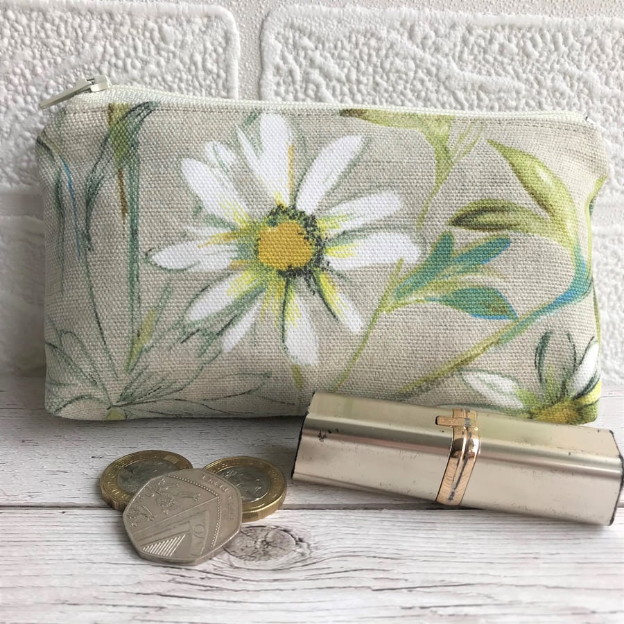 Large purse, coin purse with summer meadow daisy print