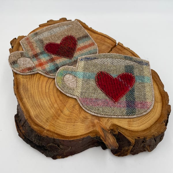 Set two woollen mug rugs