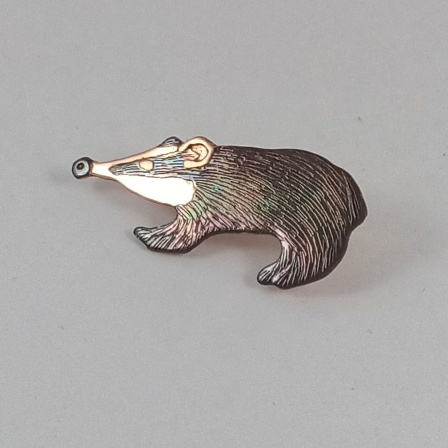 badger brooch, baby badger