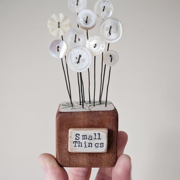 Mother of Pearl Buttons in a Wood Block 'Small Things'