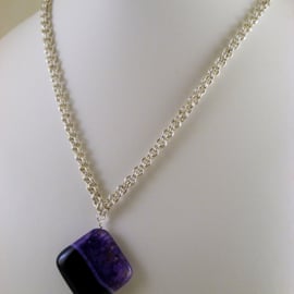 Chainmaille Agate Pendant Necklace