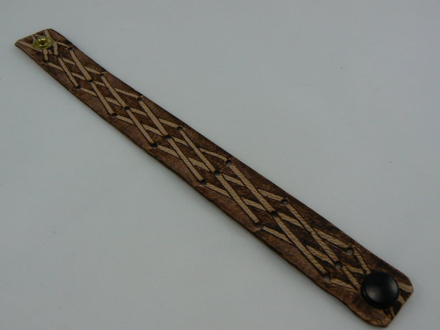 pyrographed leather bracelet ( lace up)
