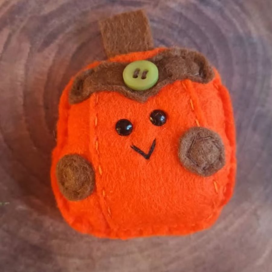 Wool Blend Felt 'Pumpkin' pocket hug (B)