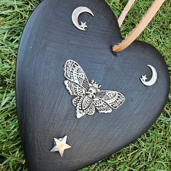 Death Head Moth Celestial Black Heart Shaped Wall Stair Ceramic Decoration Goth