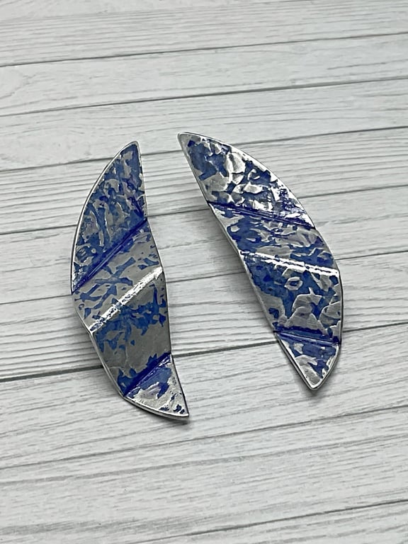 Aluminium Stud Earrings, Folded Design, Imprinted Floral Pattern, Silver Blue