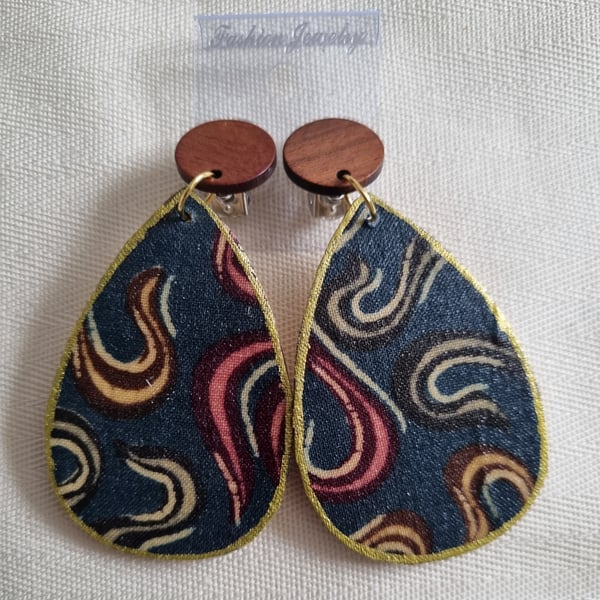Dangle Earrings