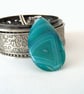 Turquoise coloured banded agate pendant necklace - Image 1