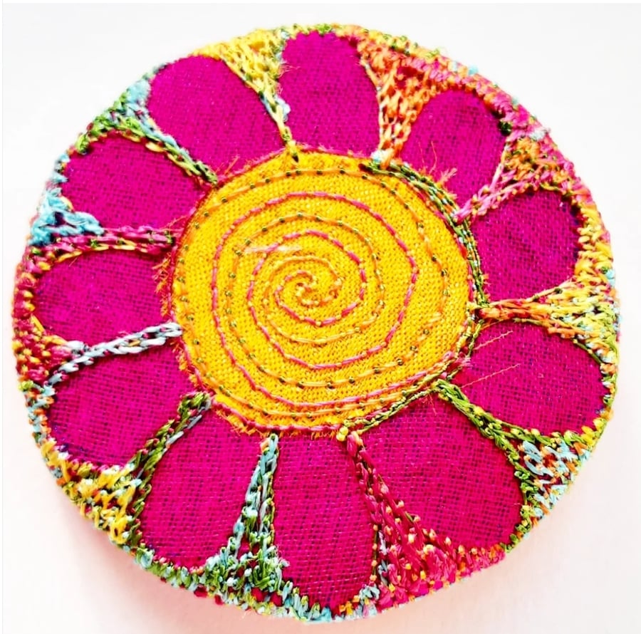 Badge 45mm Multicoloured Flower Textile Badge 