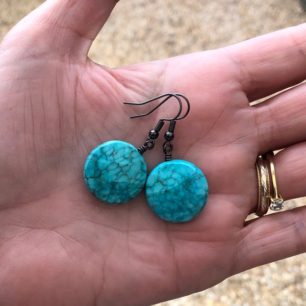 Turquoise disc beaded earrings 