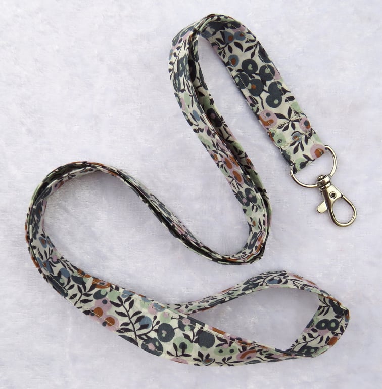 Liberty Tana Lawn lanyard, with swivel lobster clip, Wiltshire Berry