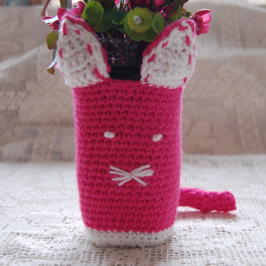 Seconds Sunday - Crochet small basket or jar cover - Cute bright pink cat 