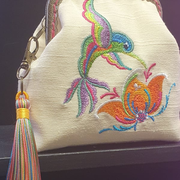 Rosemaling hummingbird design purse 
