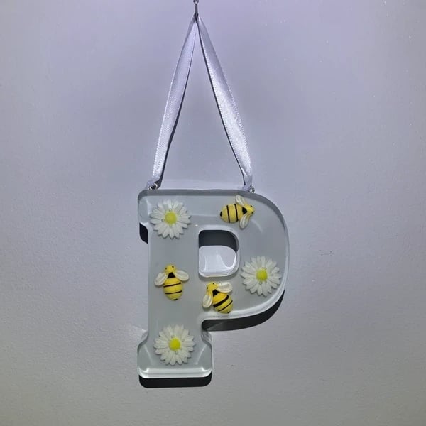hanging letter