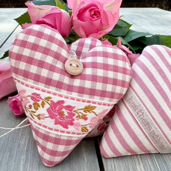 SUMMER HEART DECORATION - Pink Rose Heart