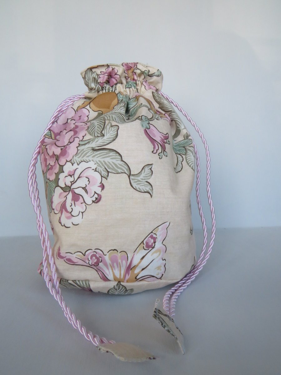 Floral drawstring bag