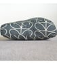 Tempur Pedic Original Travel Neck Pillow Cover Orthopaedic Grey Stem Leaf - Image 3
